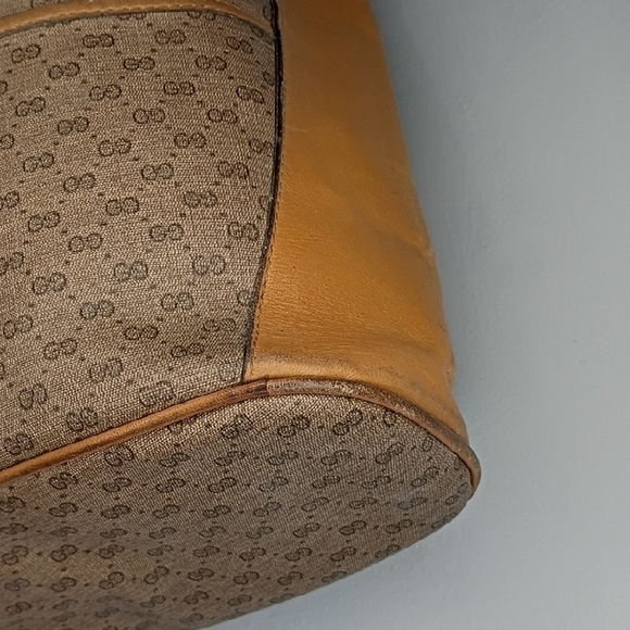 Vintage Gucci Micro GG Brown Tan Bucket Bag Crossbody Strap - Picture 7 of 16